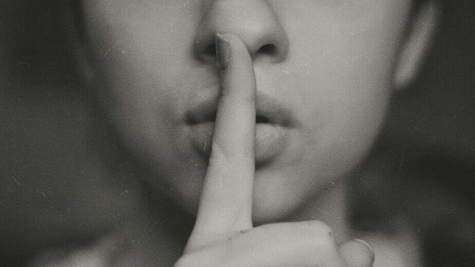 Divorce attorney secrets that reveal costs, custody factors, and tactics Splitifi exposes