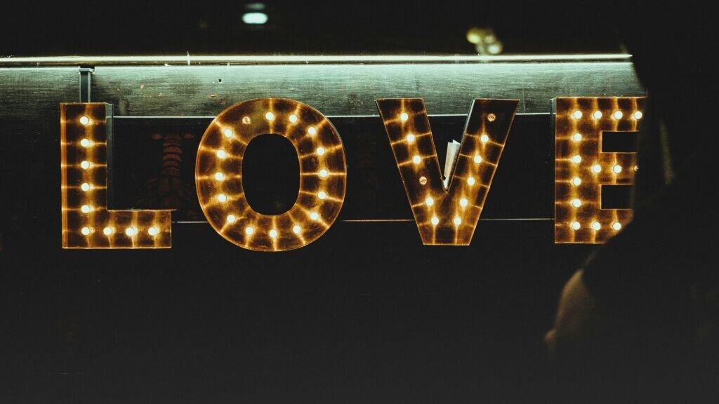 Why We Love Sincerely, Divorced: How Bethany and Hillary Fill the Support Gap
