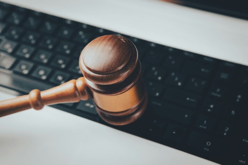 Attorney in the Loop: 5 Reasons Hybrid AI Brings Clarity to Divorce Law